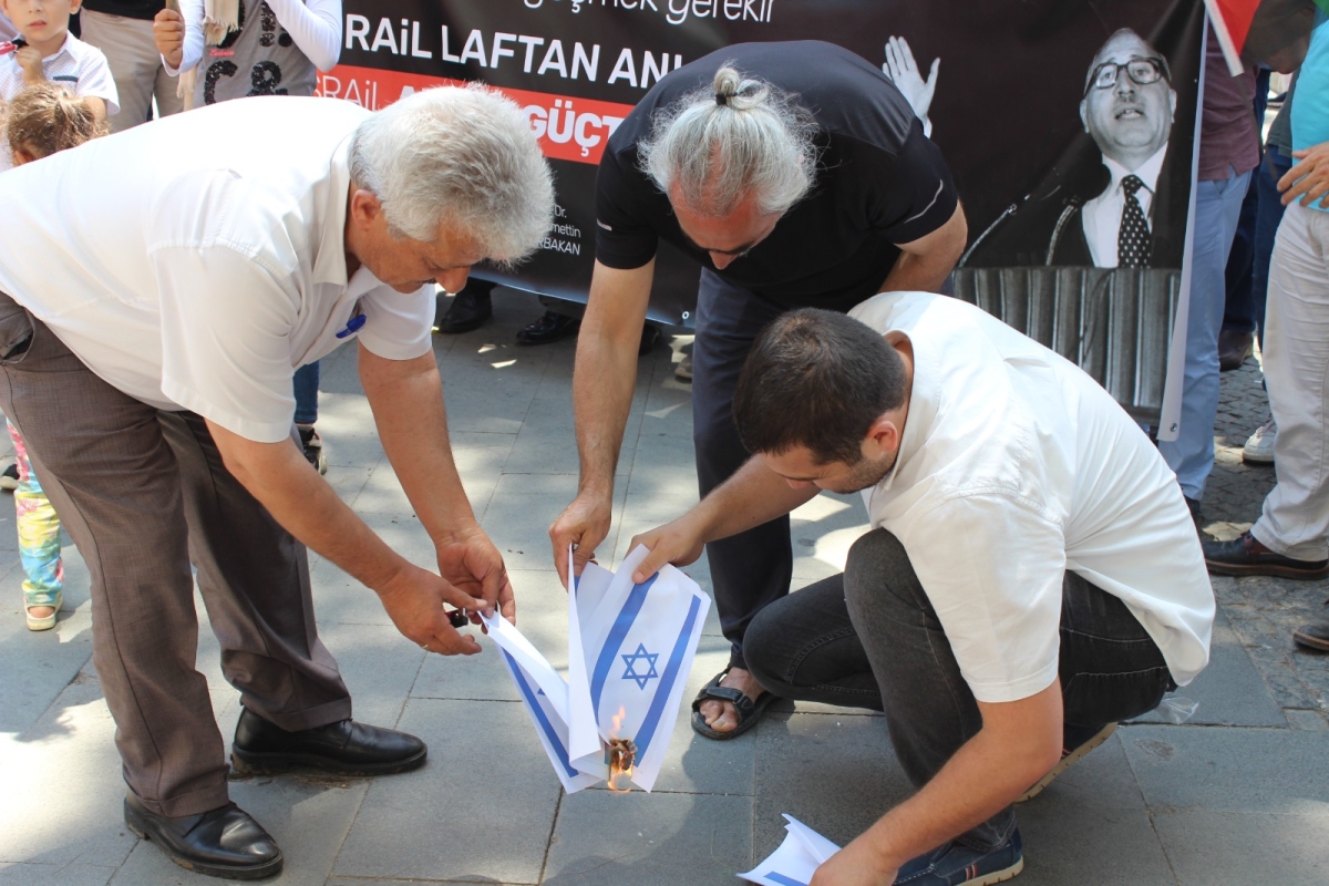 Kınamaktan Vazgeçin!