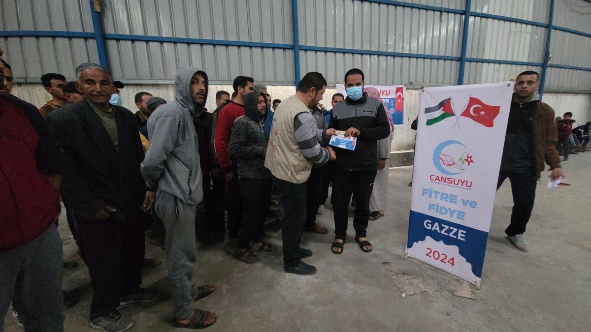 Cansuyu Tırları Ürdün'den Gazze'ye Ulaştı