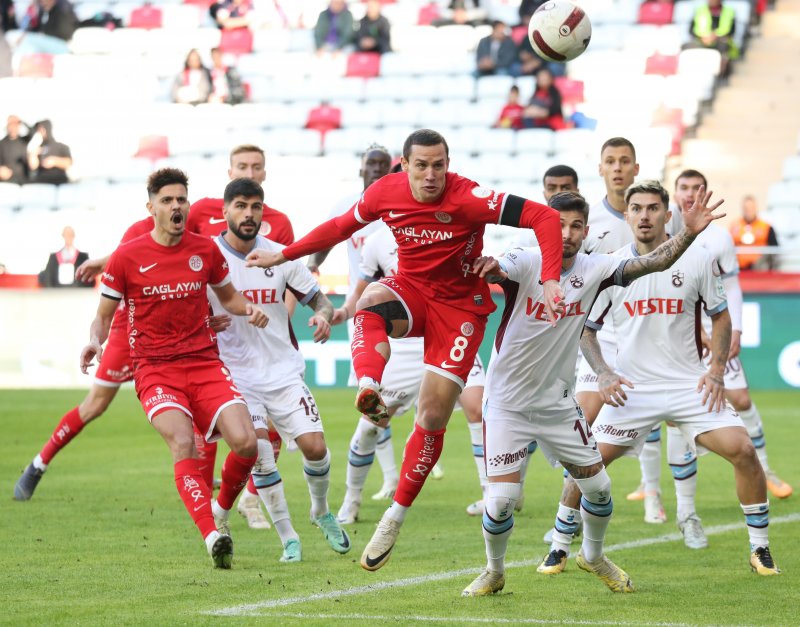 Antalyaspor:1 Trabzonspor:1 
