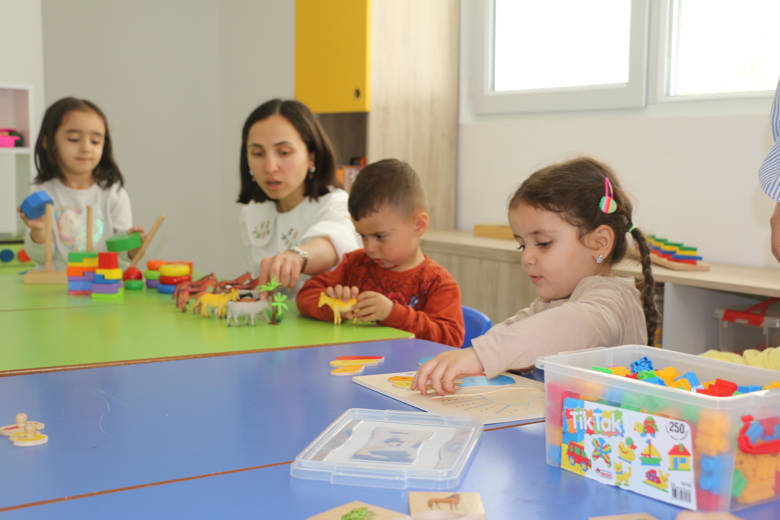 İlçelerde kreş sayısını arttırıyor