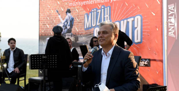  Müzik sokakta