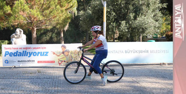 Büyükşehir Temel Bisiklet Sürüş Eğitimi Veriyor