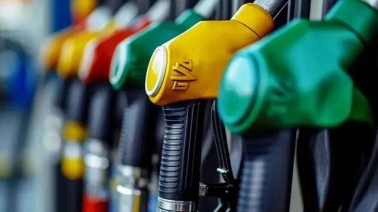 Akaryakıt fiyatlarında son durum! Benzin, motorin ve LPG'ye zam, indirim var mı?